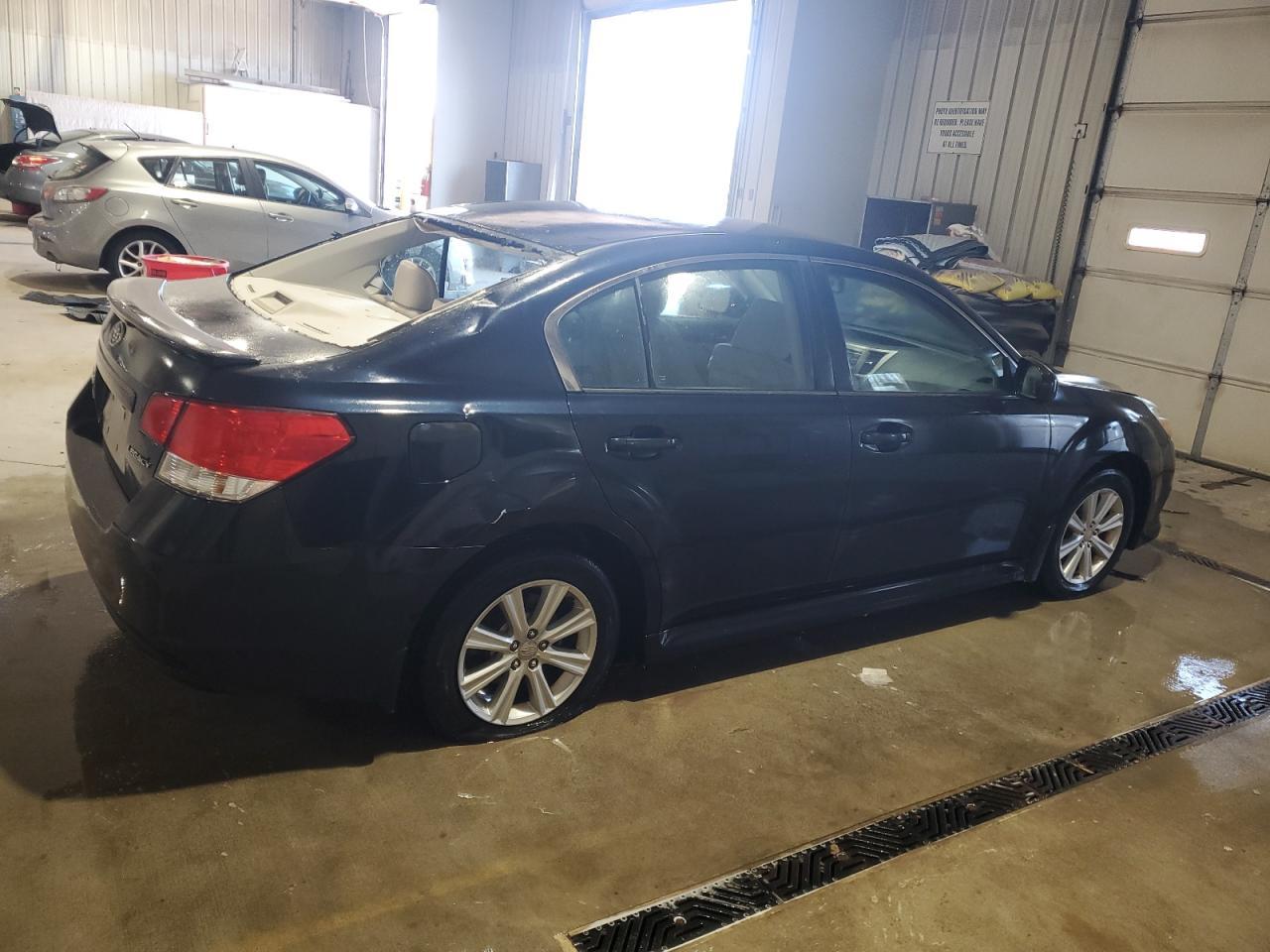 2012 Subaru Legacy 2.5I Premium - Фото 3