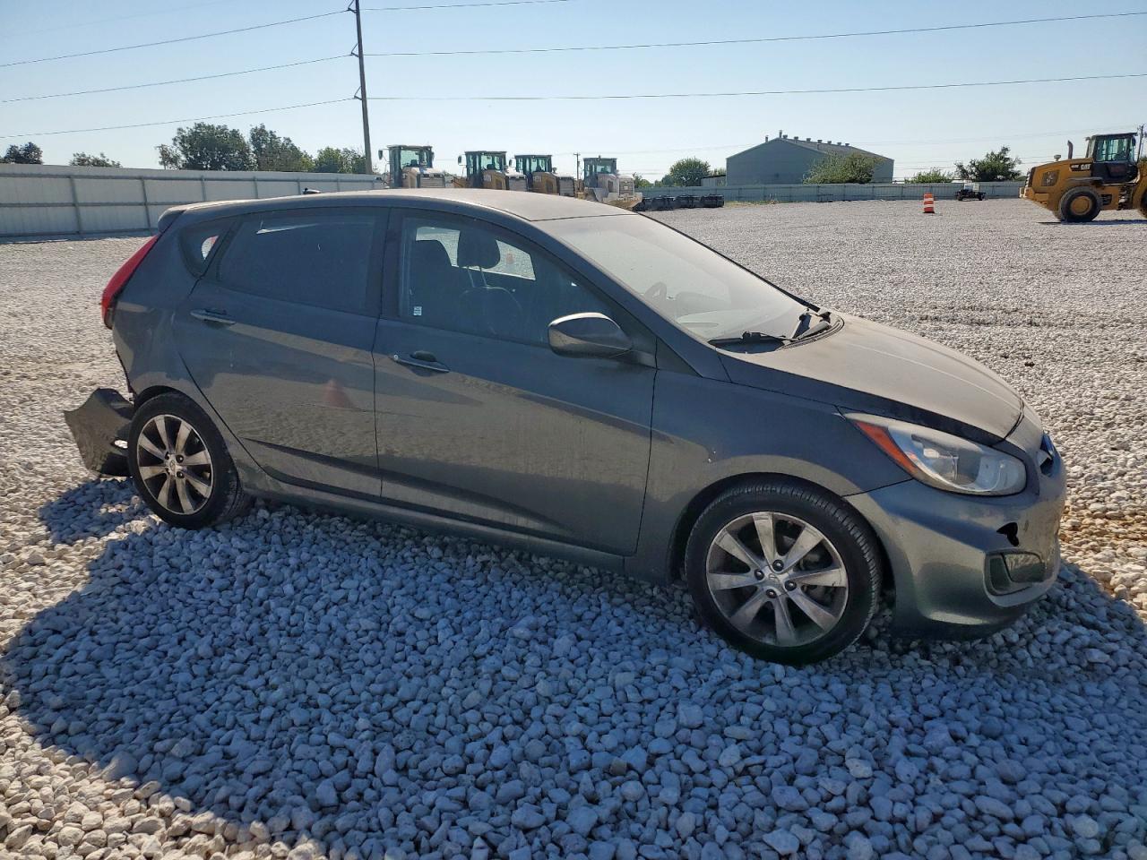 2012 Hyundai Accent Gls - Фото 4