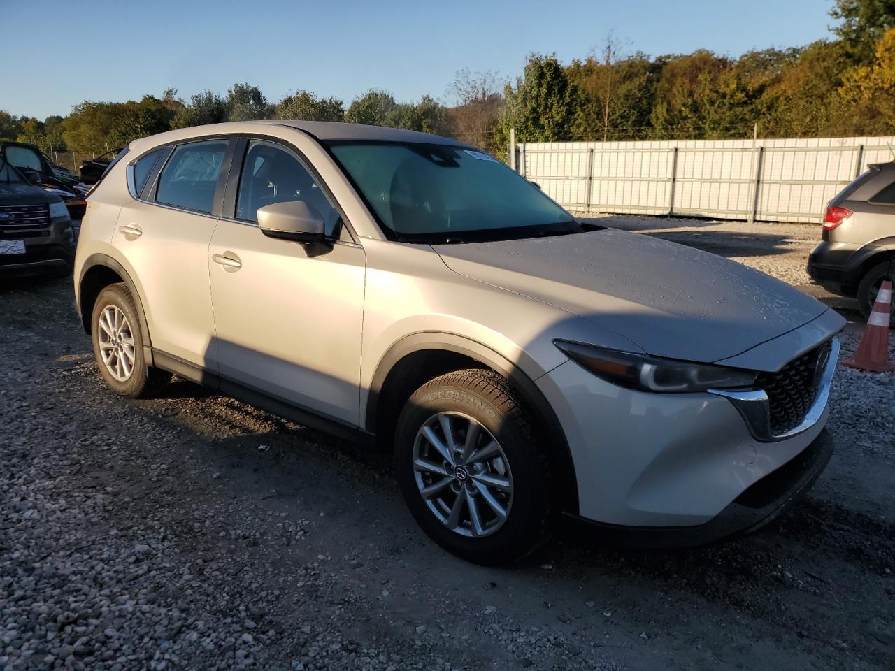 2025 Mazda Cx-5 - Image 4