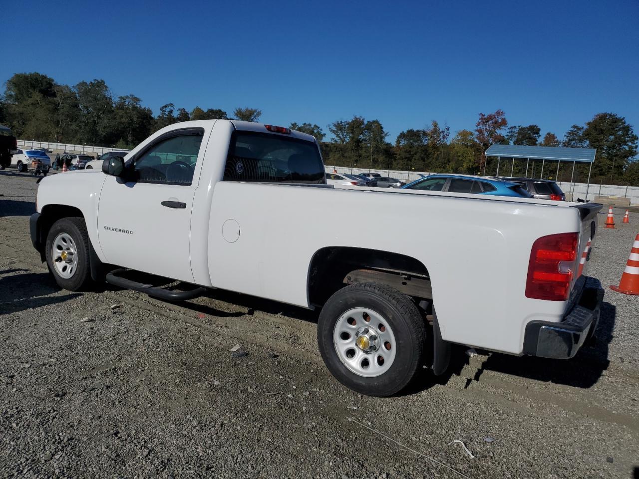 2012 Chevrolet Silverado C1500 - Фото 2