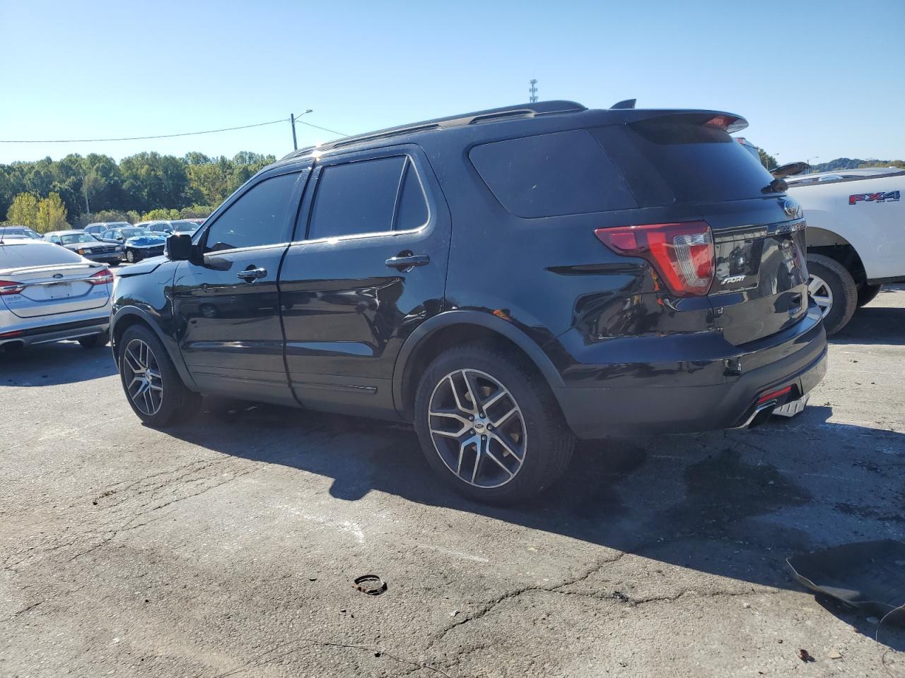 2017 Ford Explorer Sport - Фото 2