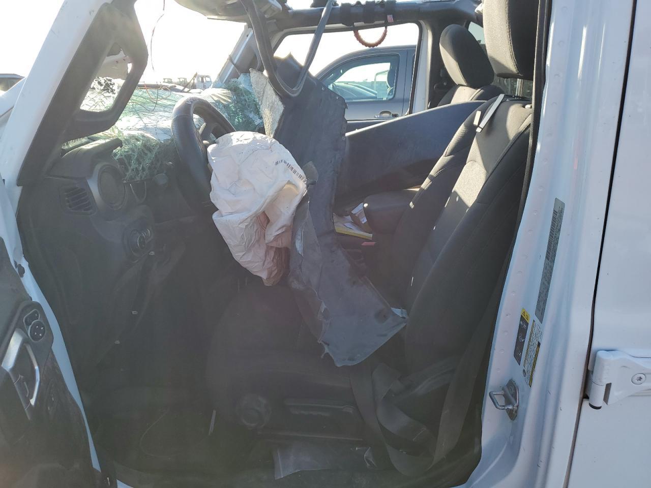 2020 Jeep Gladiator Sport - Фото 7