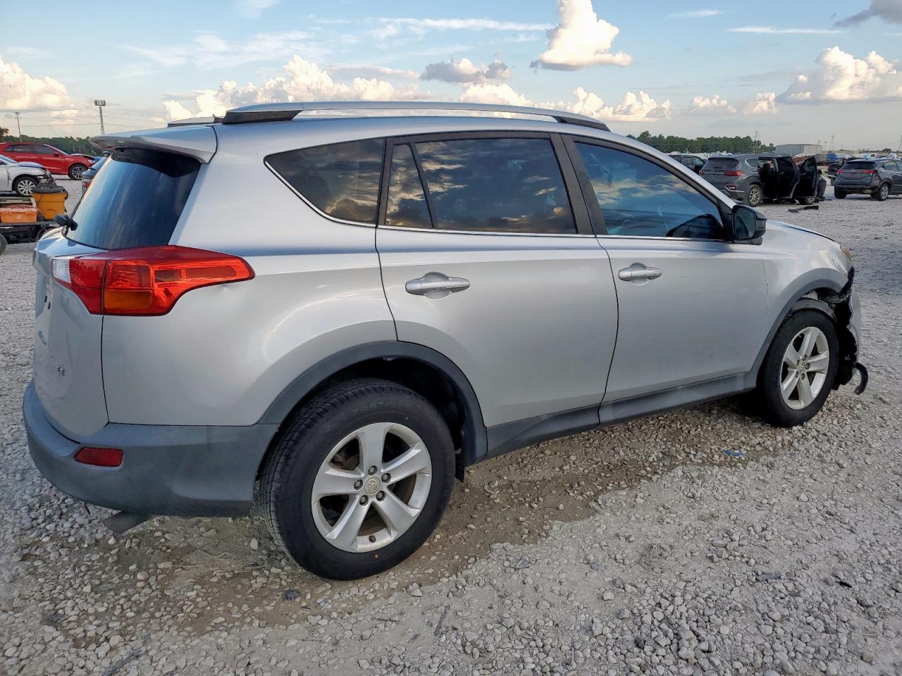 2013 Toyota Rav4 Le - Фото 3