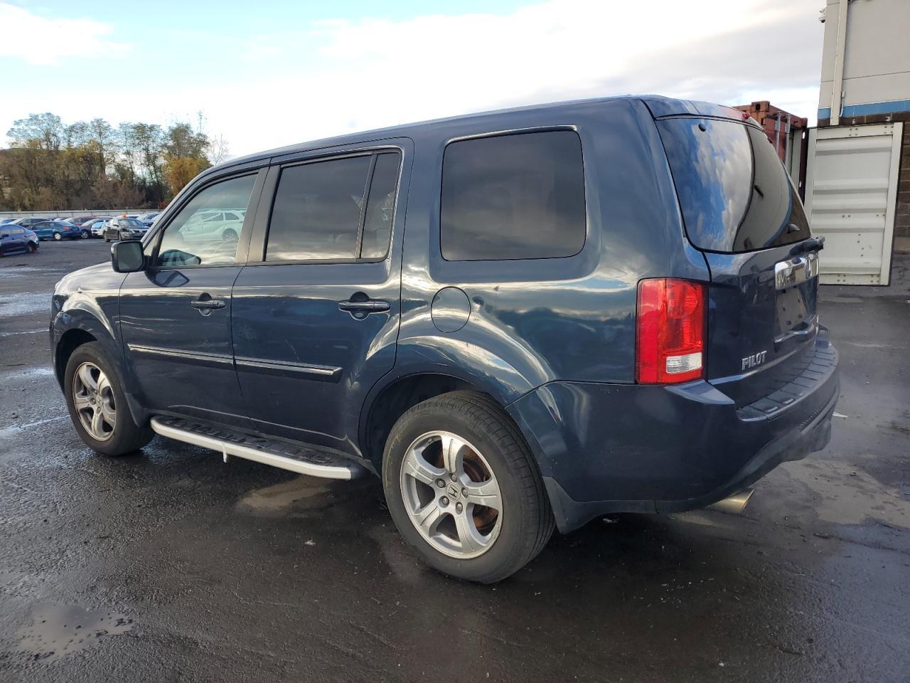 2012 Honda Pilot Exln - Image 2
