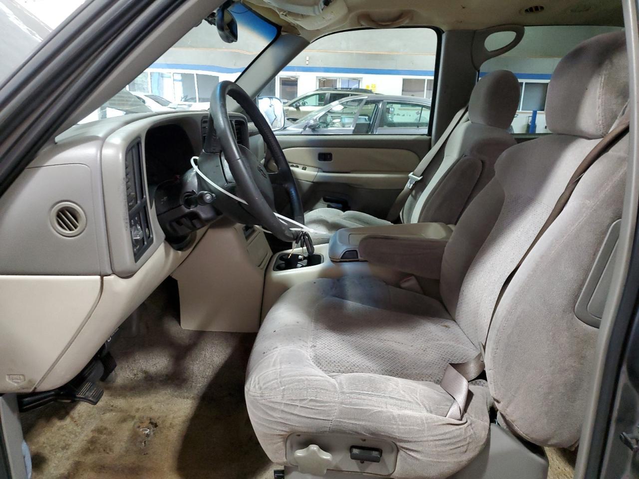 2001 Chevrolet Suburban C1500 - Фото 7