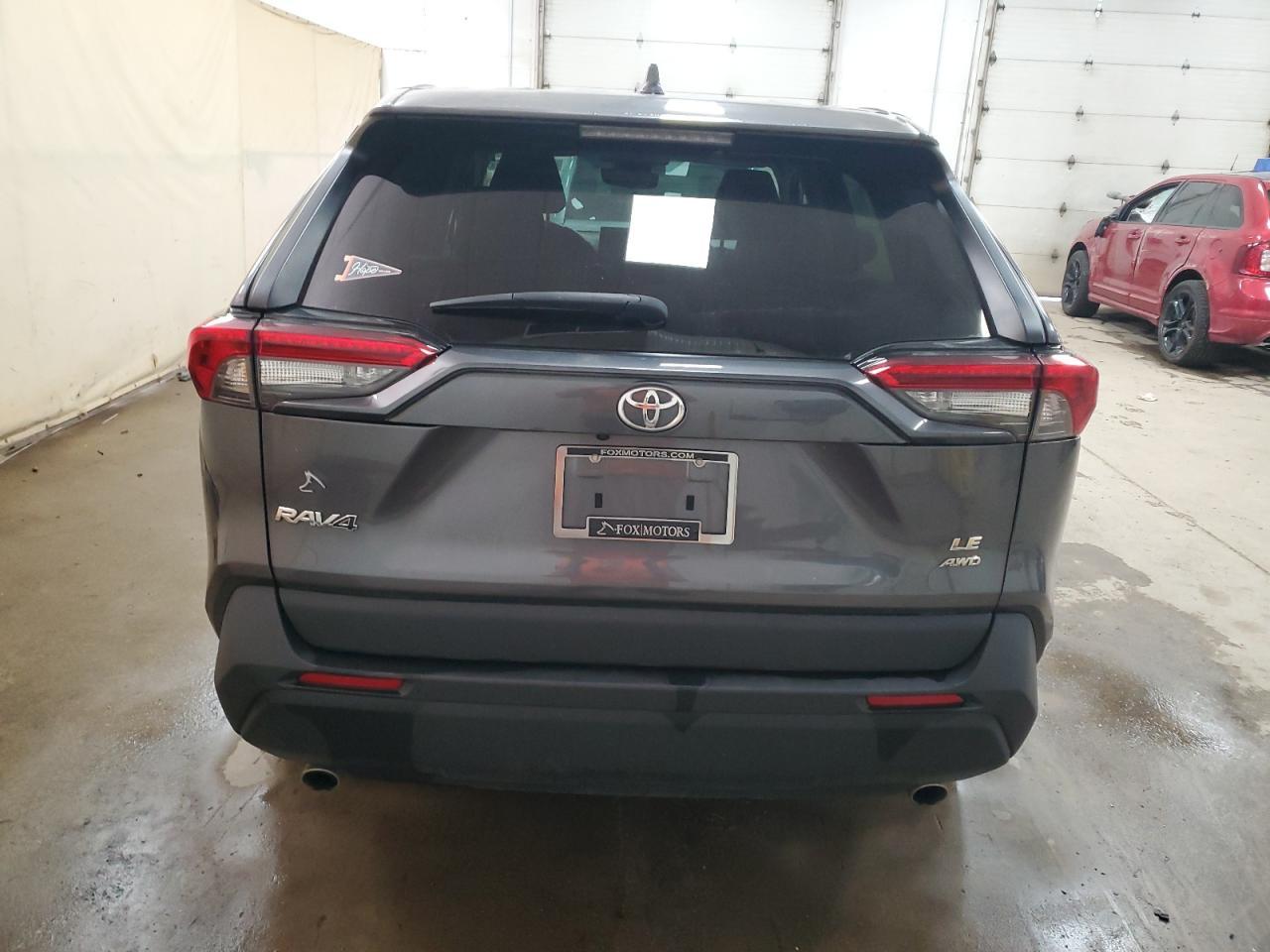 2022 Toyota Rav4 Le - Фото 6