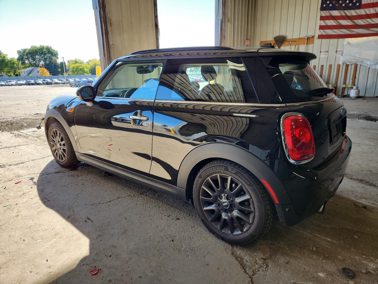 2017 Mini Cooper - Image 2