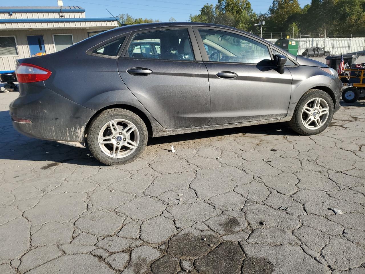 2018 Ford Fiesta Se - Image 3