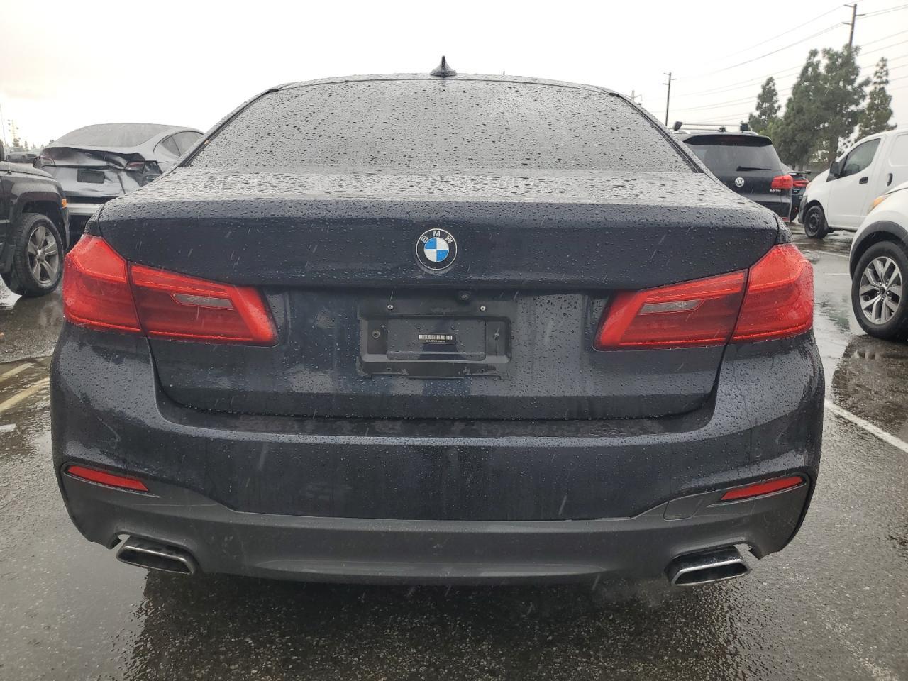 2020 BMW 540 Xi - Image 6