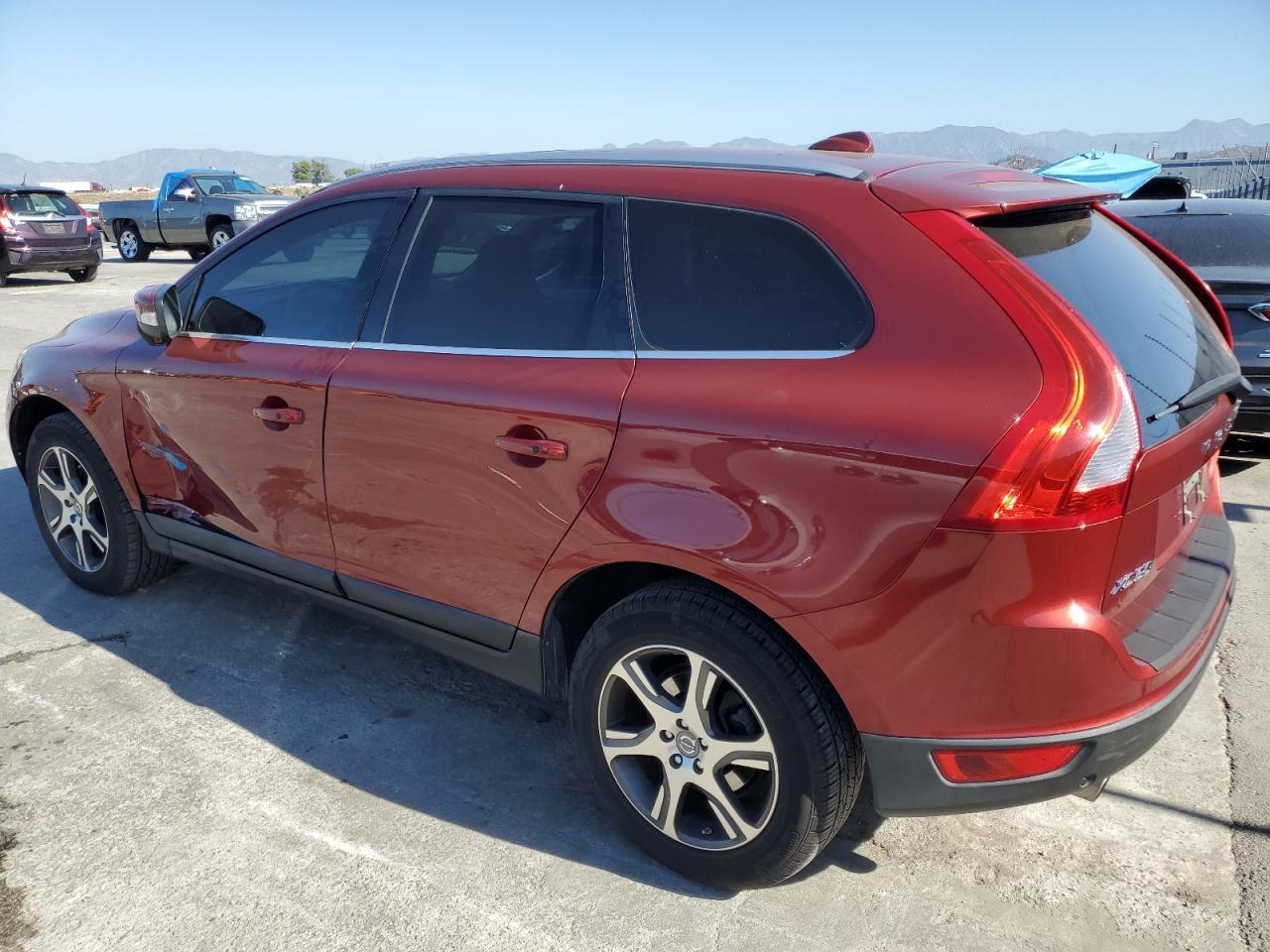 2011 Volvo Xc60 T6 - Фото 2