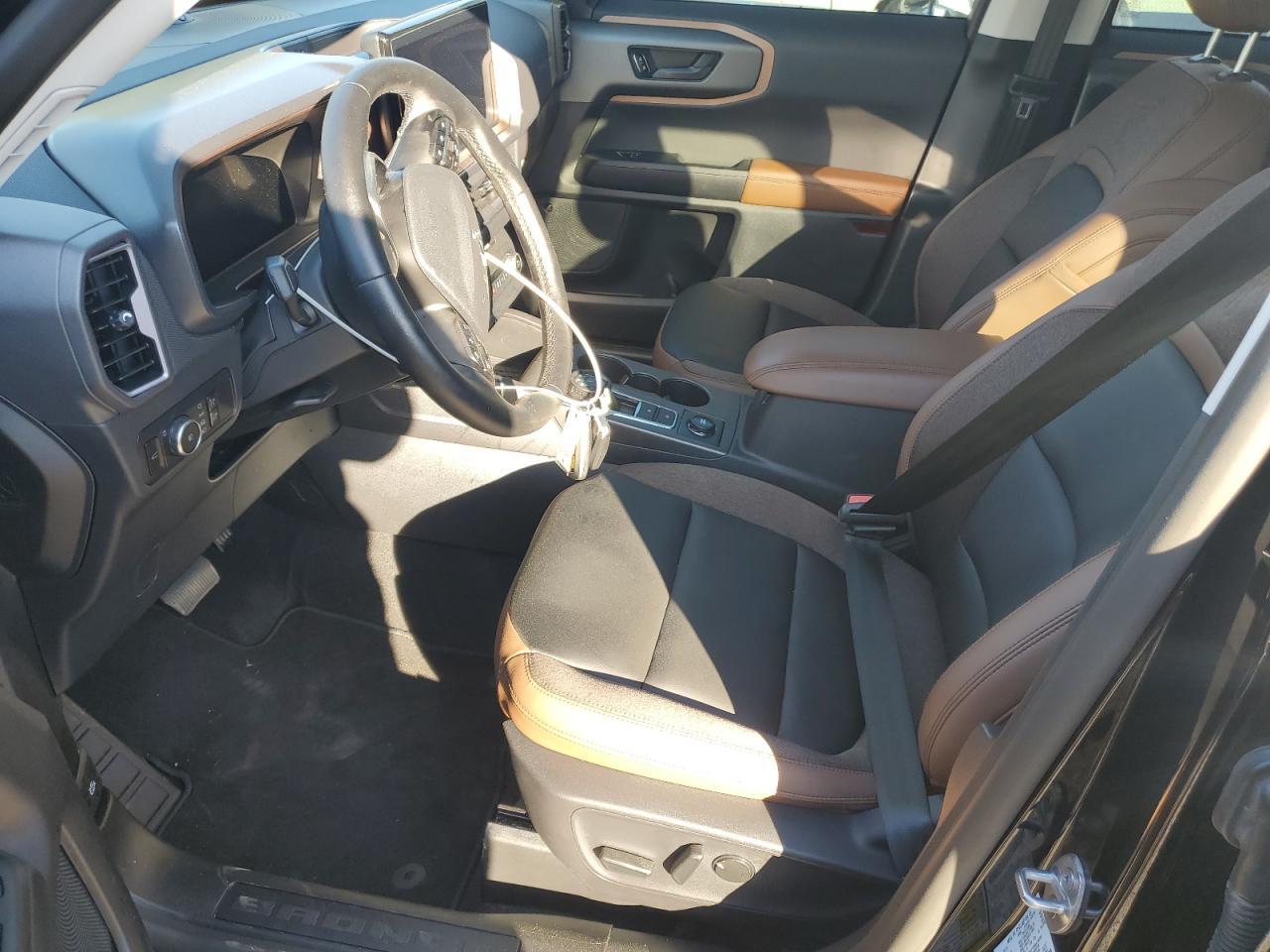 2025 Ford Bronco Sport Outer Banks - Фото 7