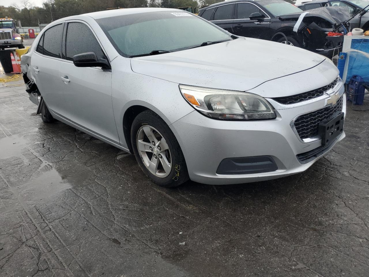 2016 Chevrolet Malibu - Image 4