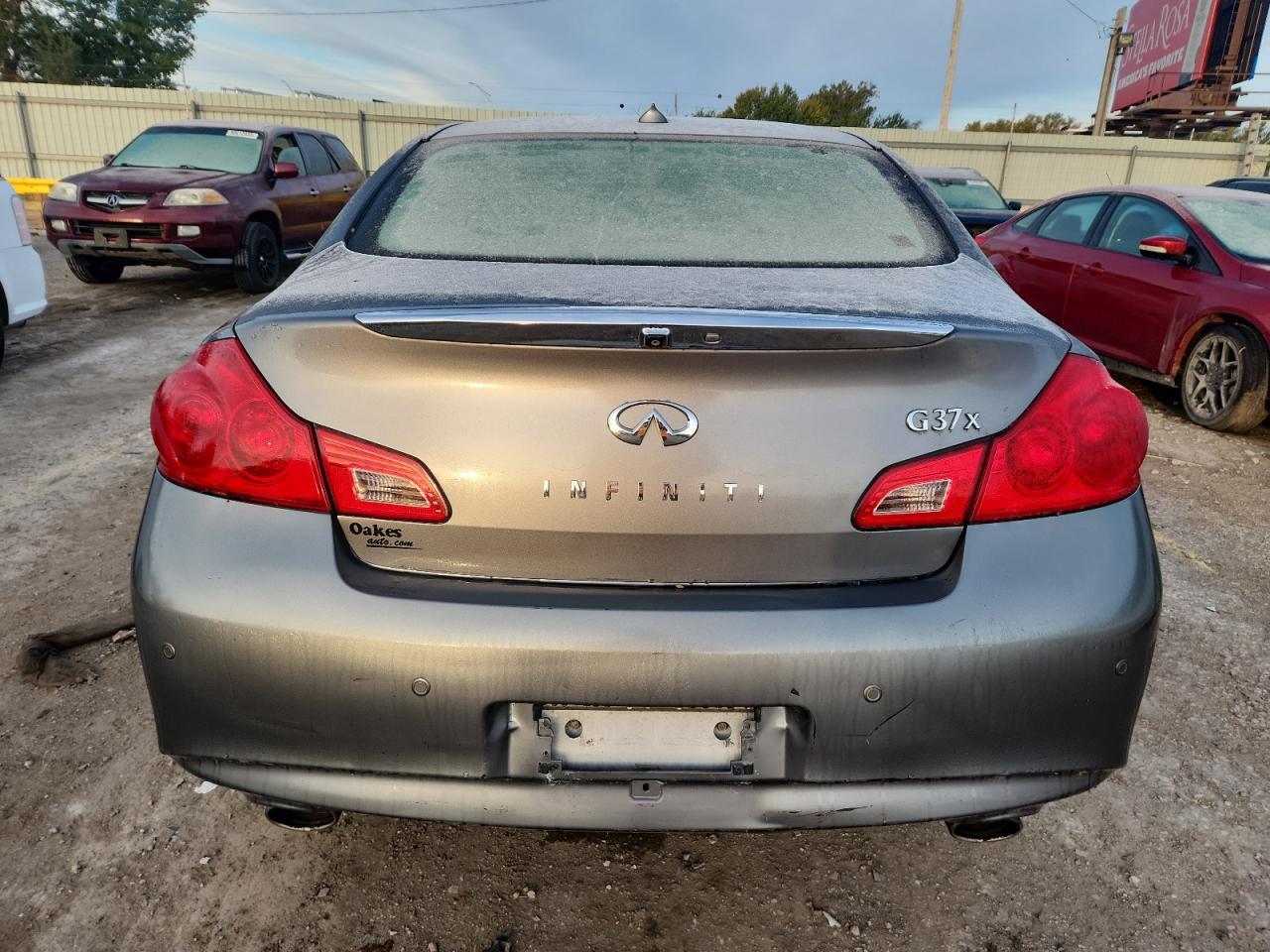 2011 Infiniti G37 - Image 6