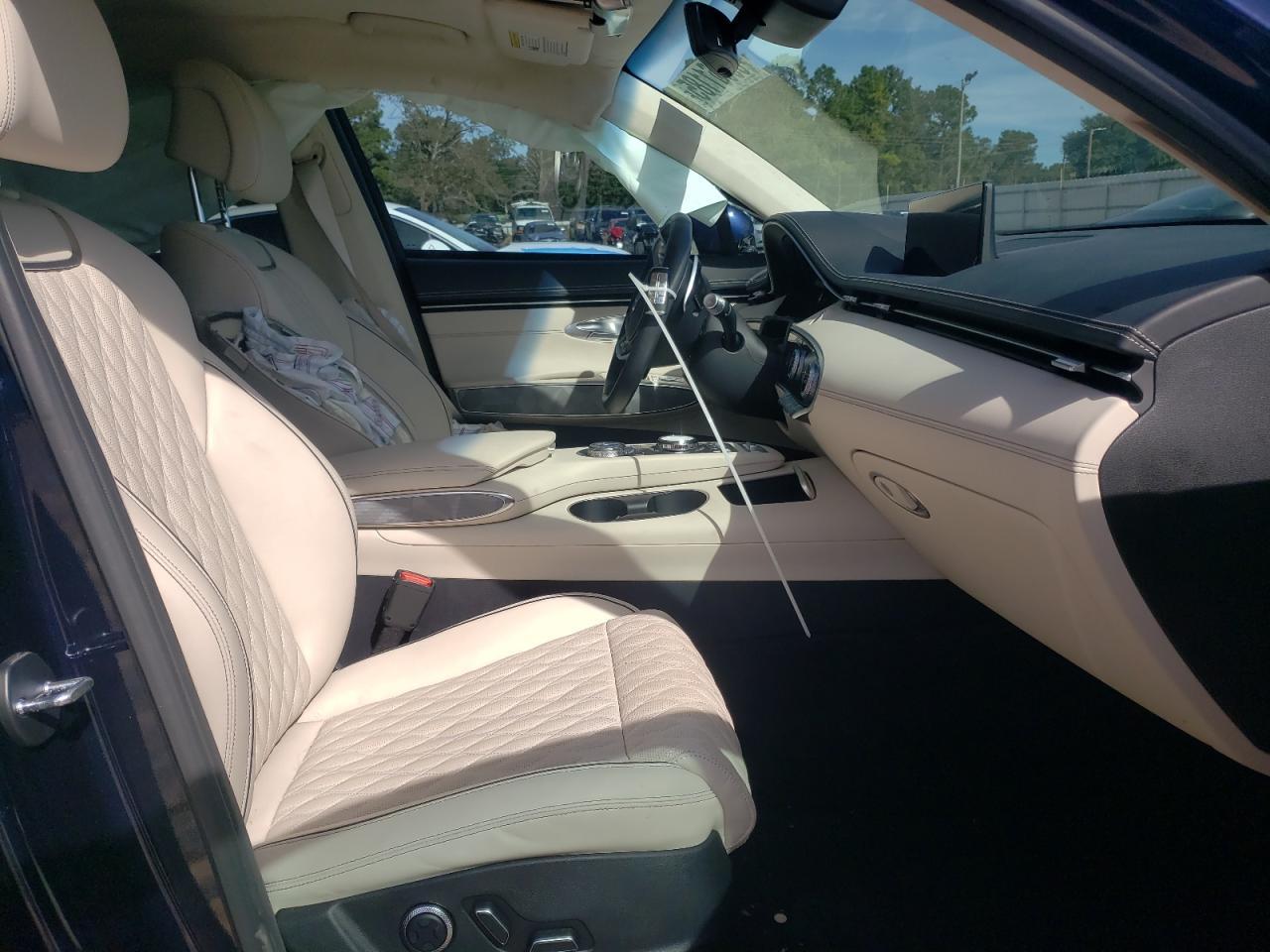 2025 Genesis Gv70 Base - Image 7