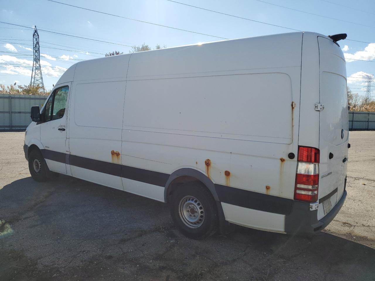 2014 Mercedes Benz Sprinter Utility / Service Van - Фото 2