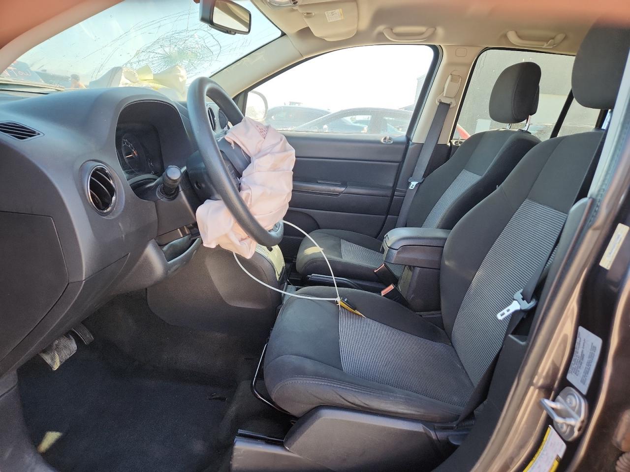 2017 Jeep Compass Sport - Фото 7