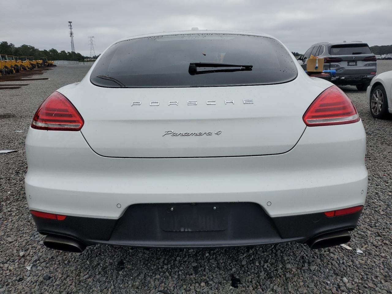 2015 Porsche Panamera 2 - Image 6