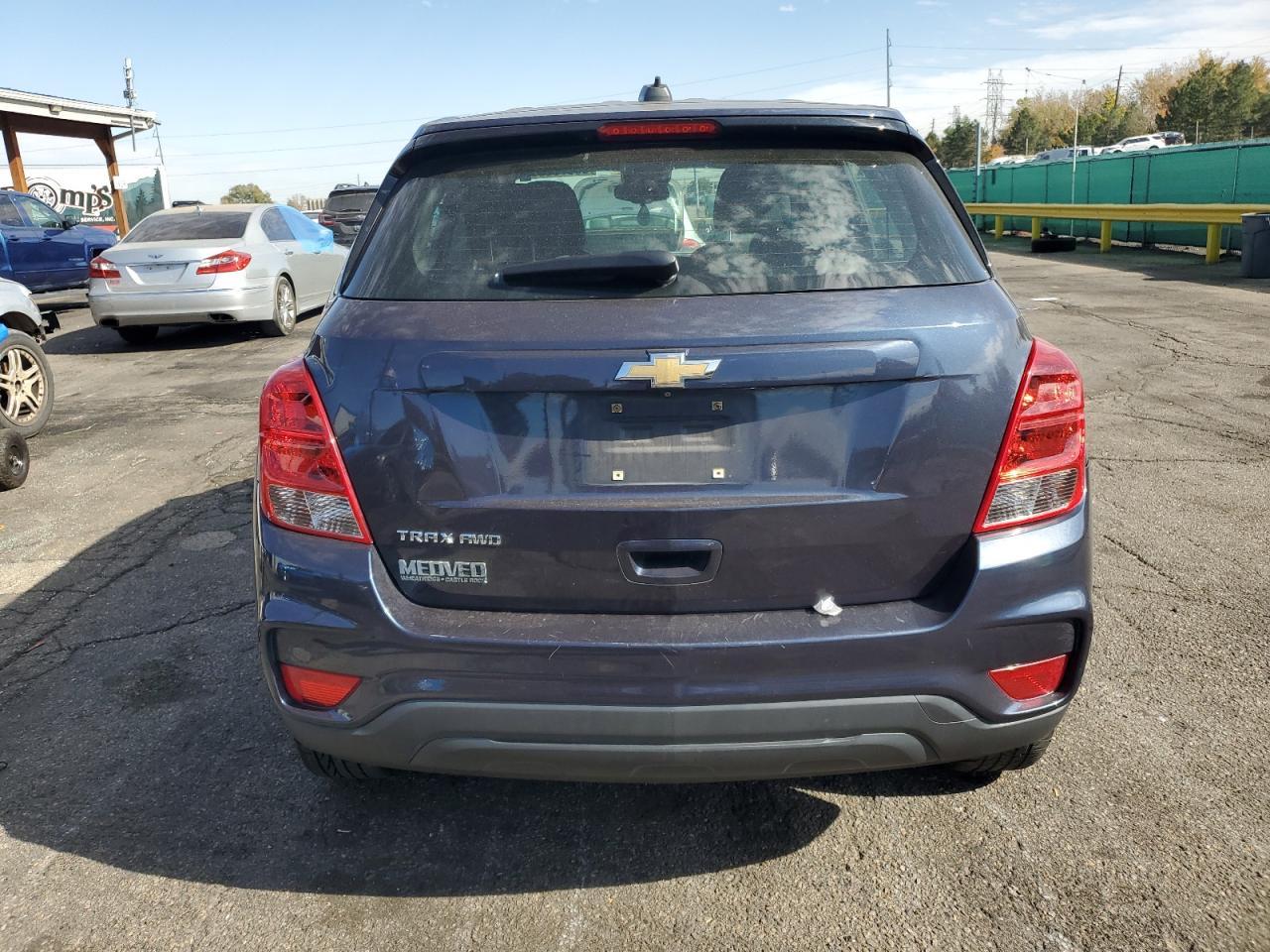 2019 Chevrolet Trax Ls - Image 6