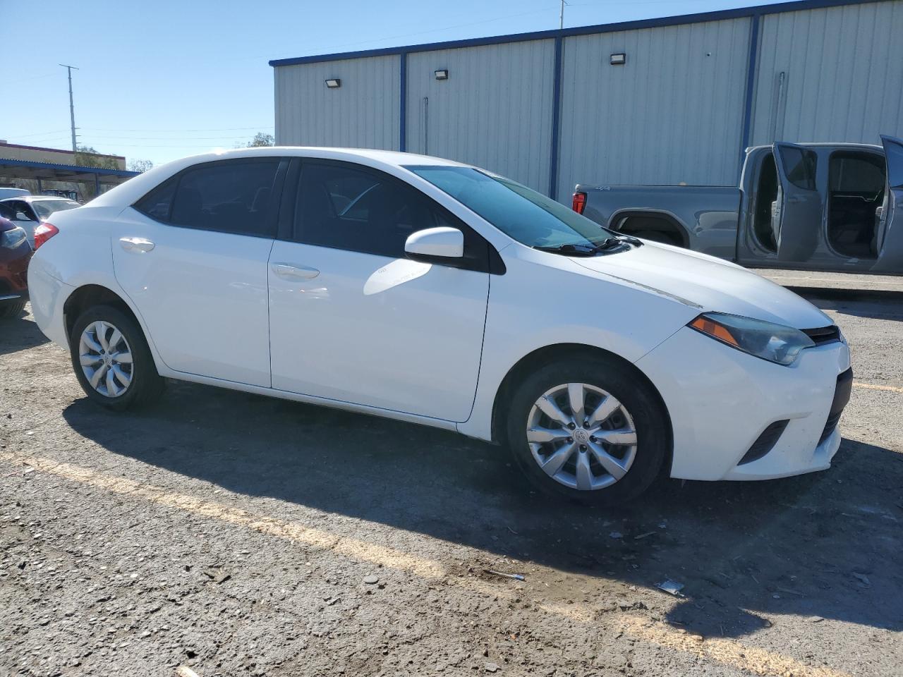 2014 Toyota Corolla L - Фото 4
