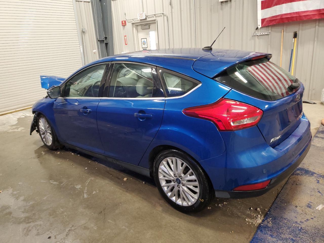 2018 Ford Focus Titanium - Фото 2