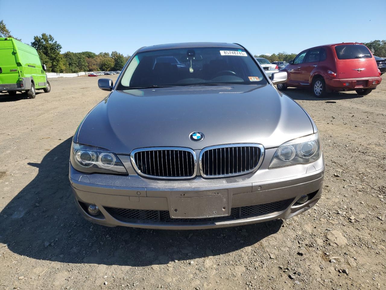 2007 BMW 750 - Image 5