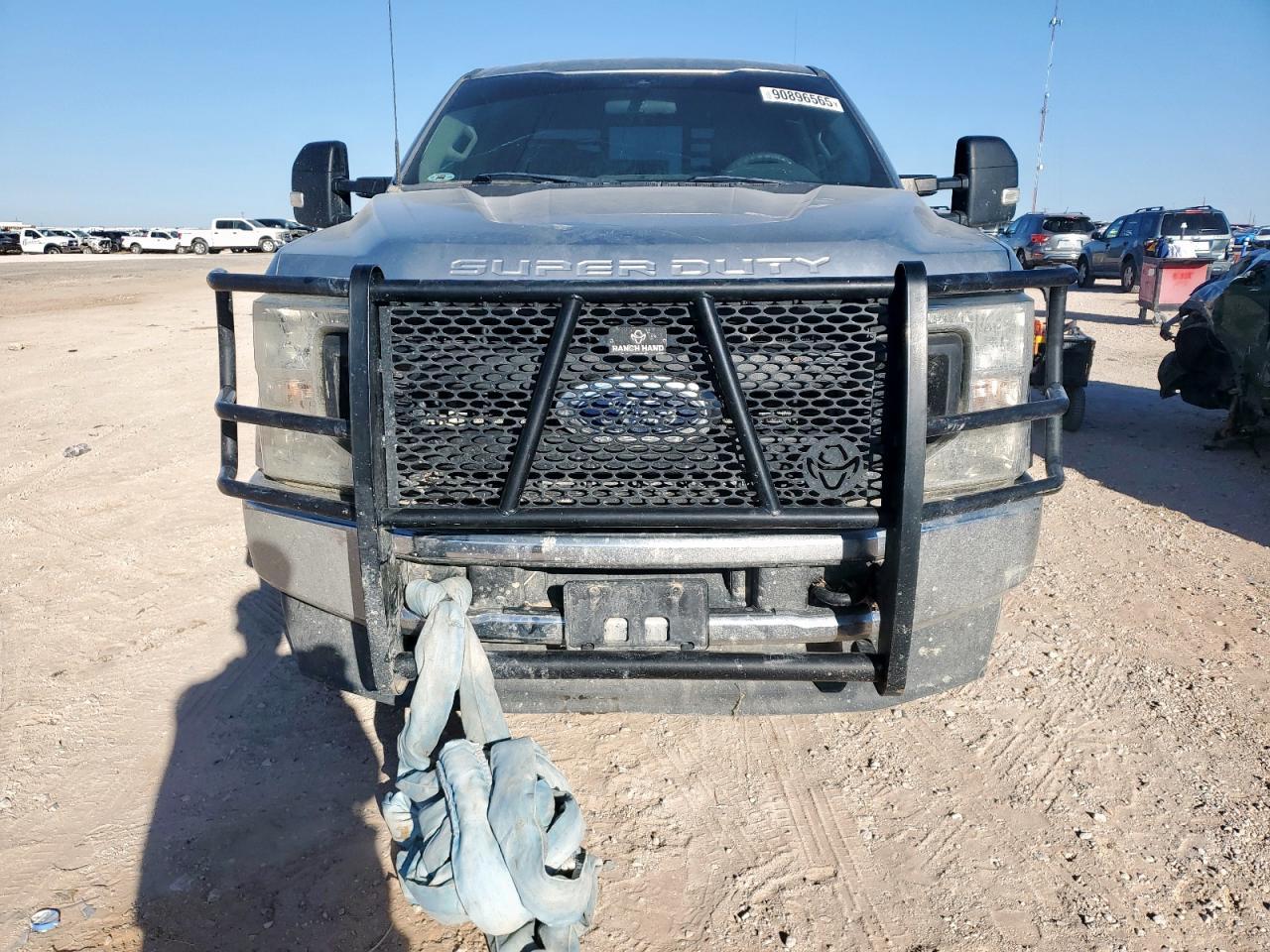 2022 Ford F250 Super Duty - Image 5