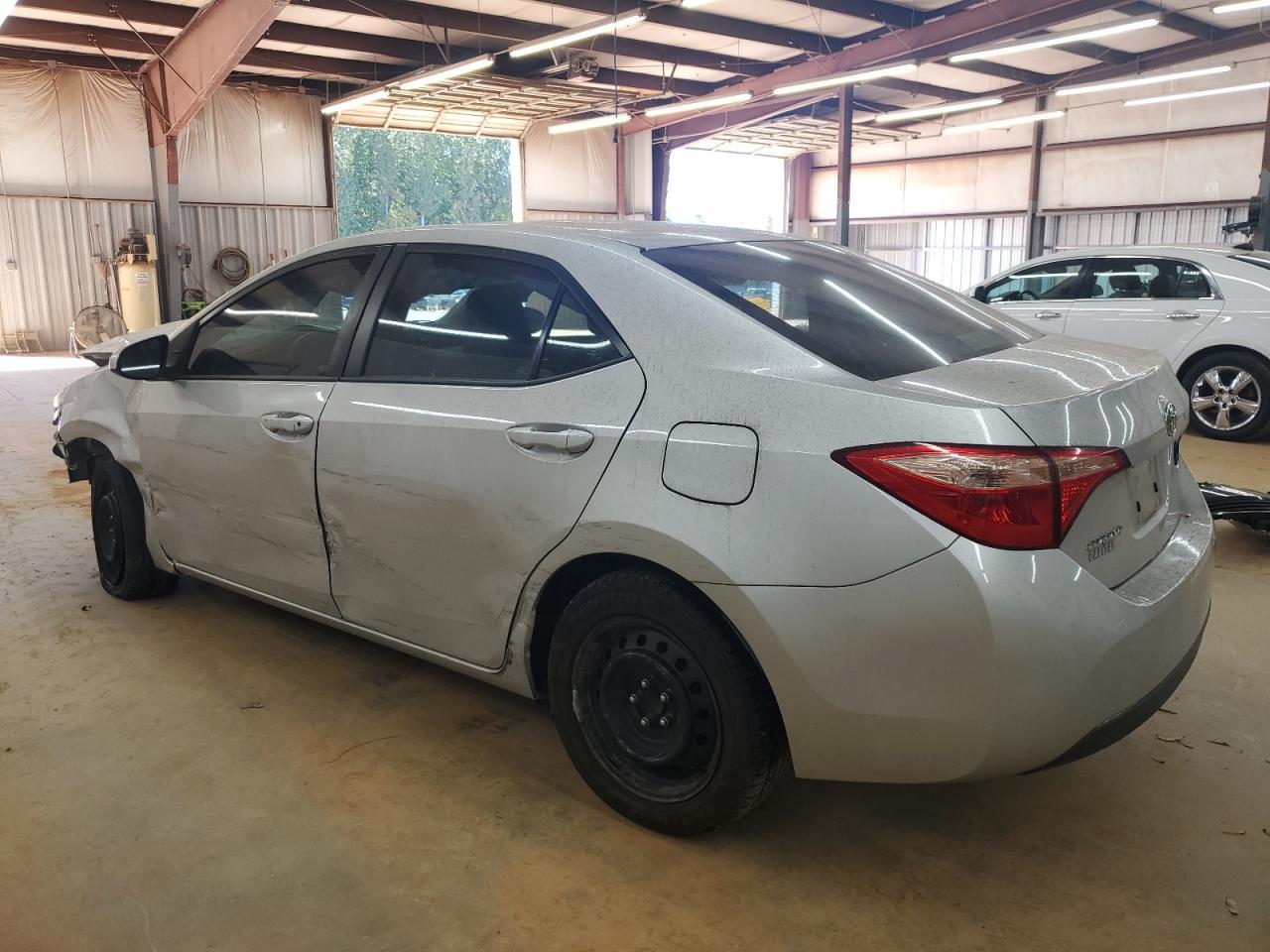 2019 Toyota Corolla Le - Фото 2