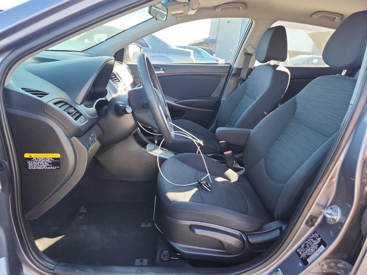 2016 Hyundai Accent Se - Image 7
