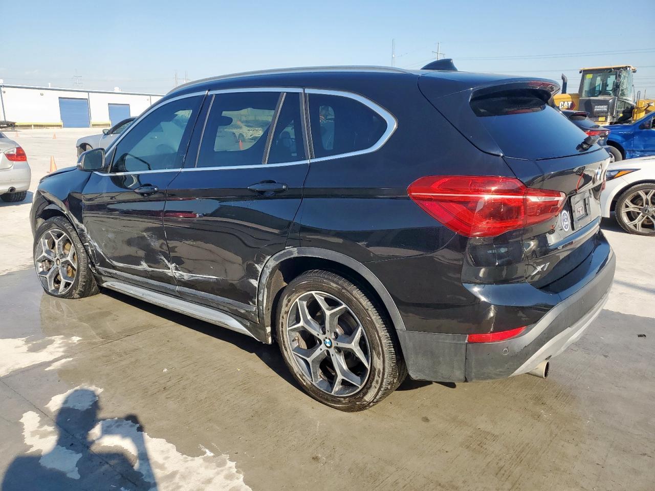 2018 BMW X1 xDrive28I - Фото 2