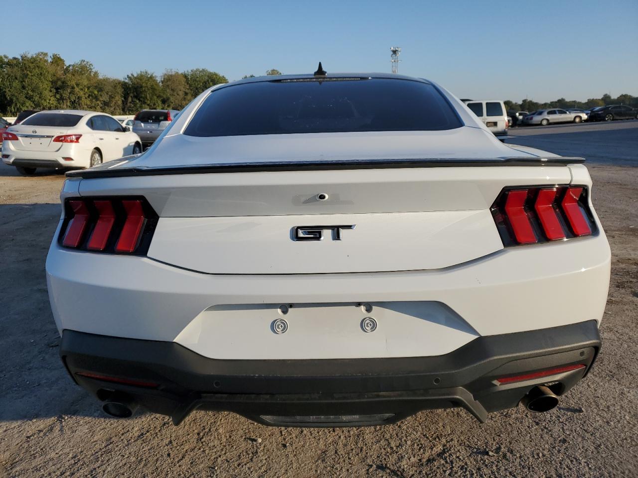 2024 Ford Mustang Gt - Фото 6