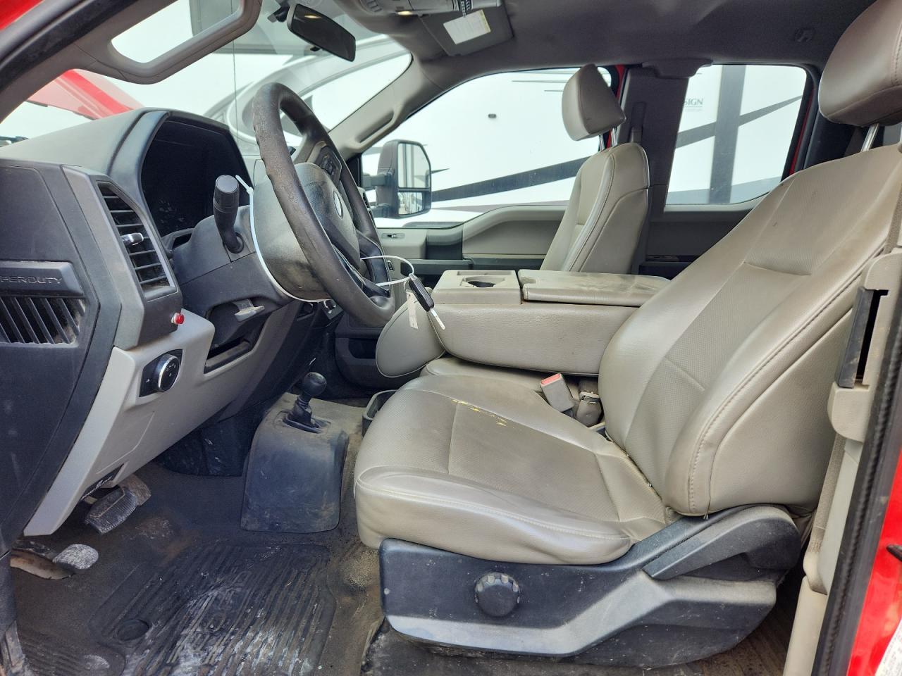 2017 Ford F350 Super Duty - Image 7