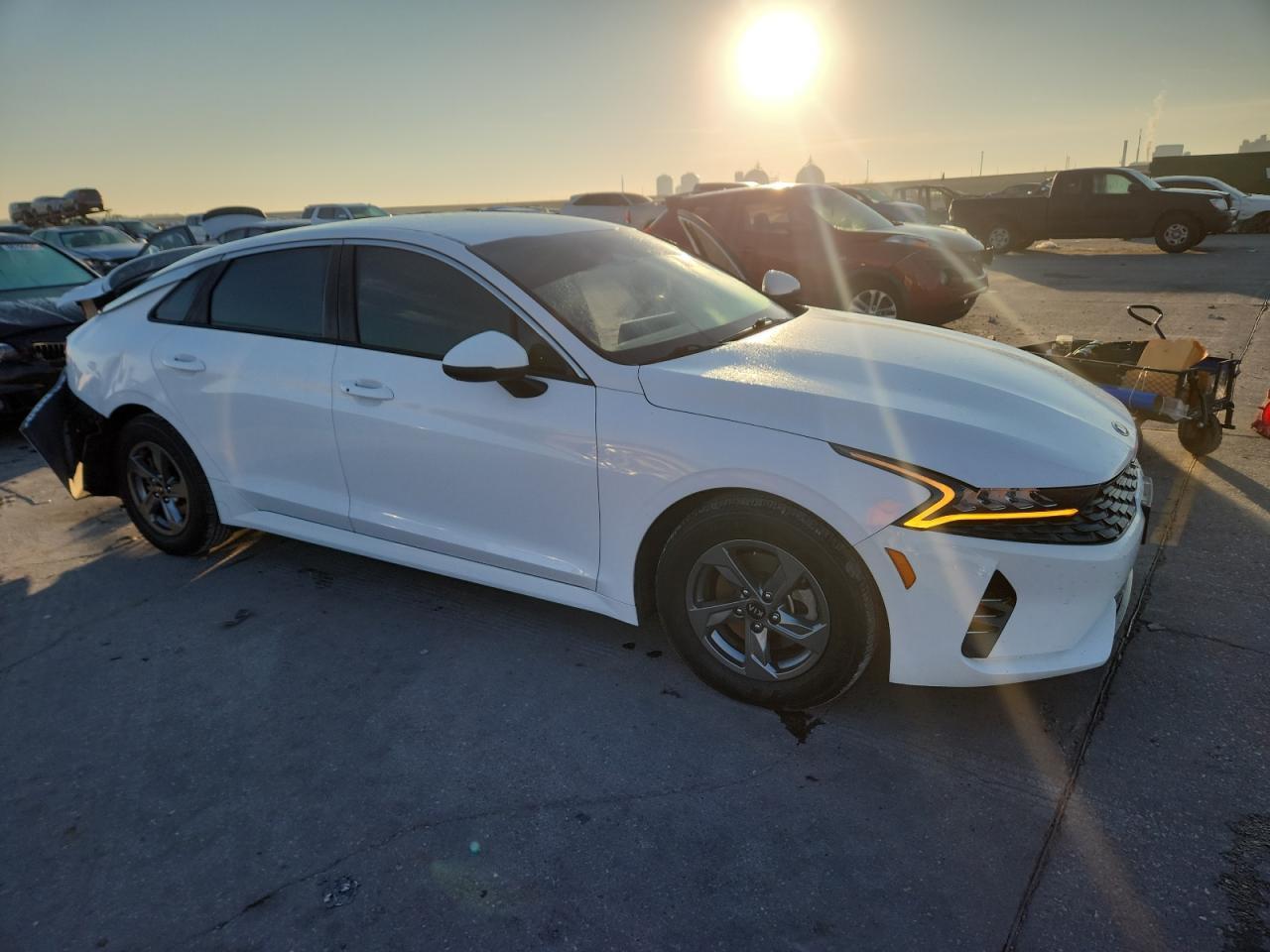 2021 Kia K5 Lxs - Фото 4