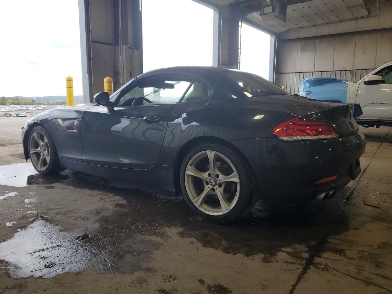 2011 BMW Z4 Sdrive30I - Фото 2