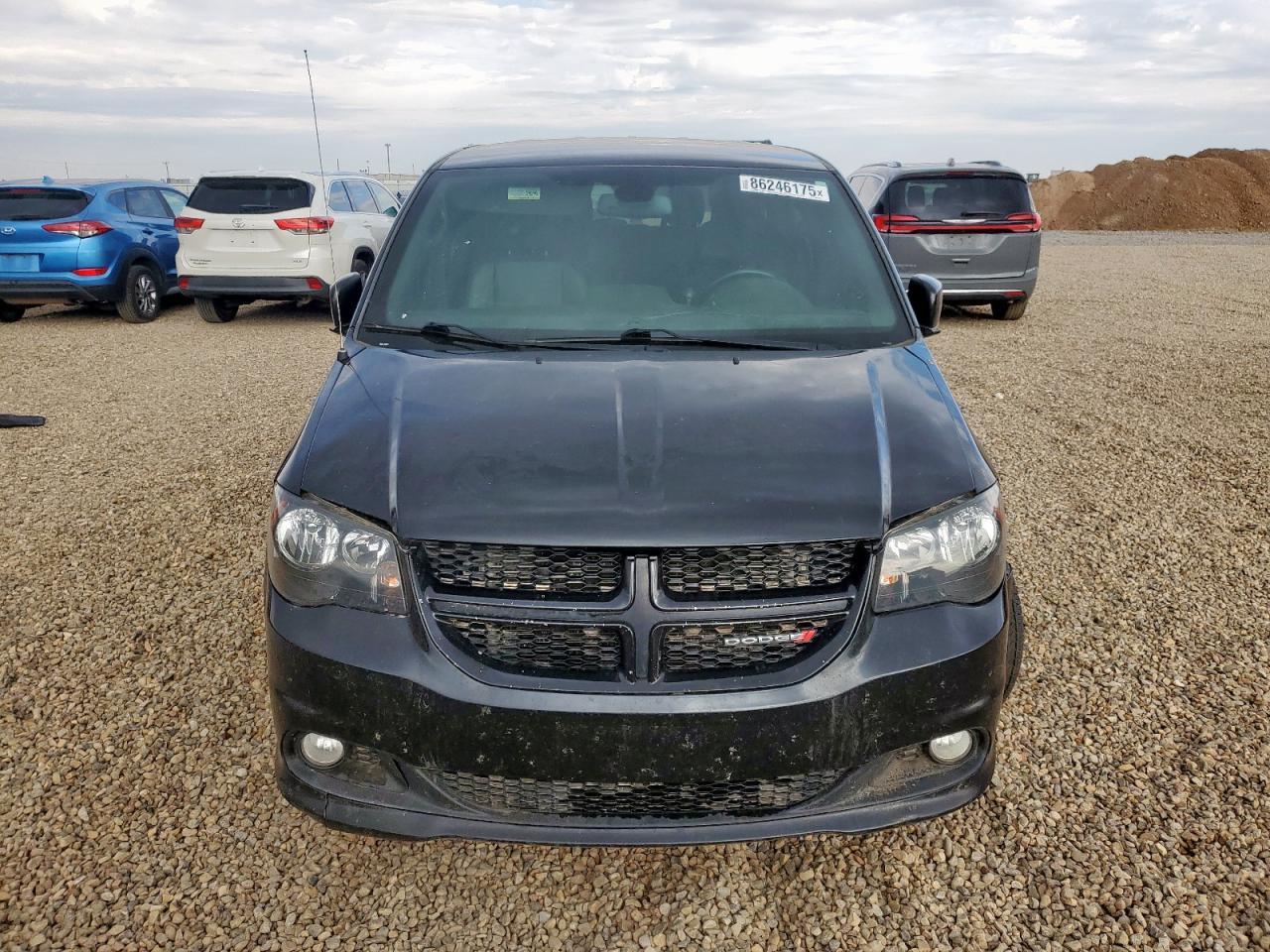 2019 Dodge Grand Caravan Gt - Image 5