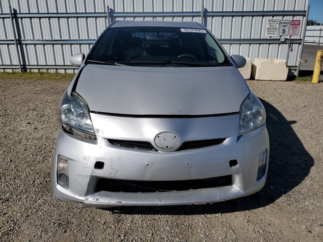 2010 Toyota Prius - Image 5