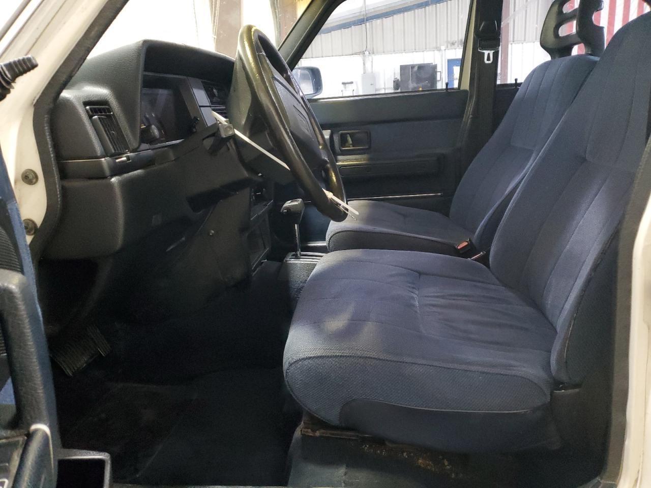 1990 Volvo 240 Base - Фото 7