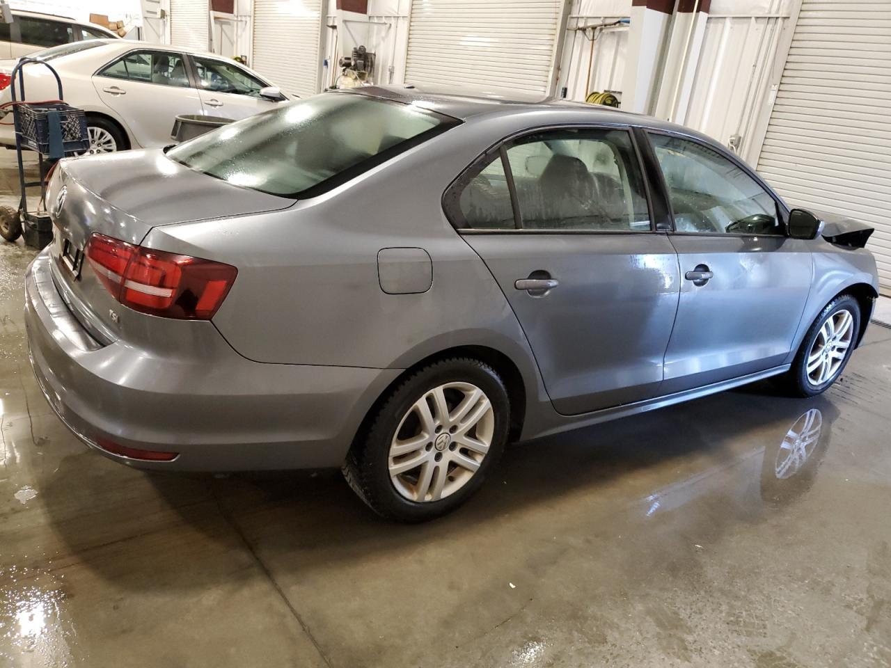 2018 Volkswagen Jetta S - Image 3