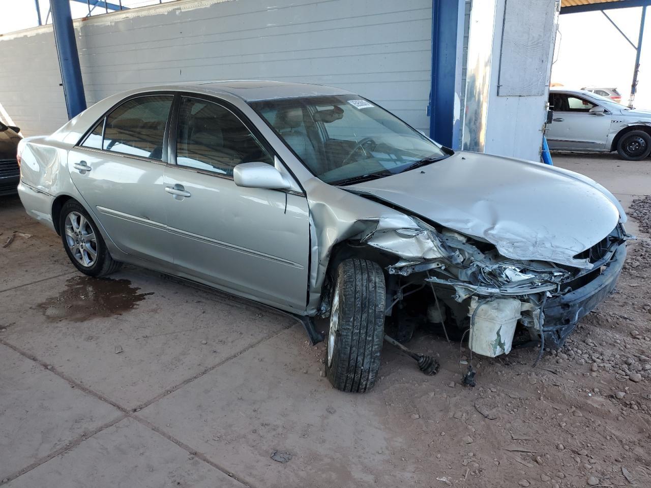 2005 Toyota Camry Le - Image 4