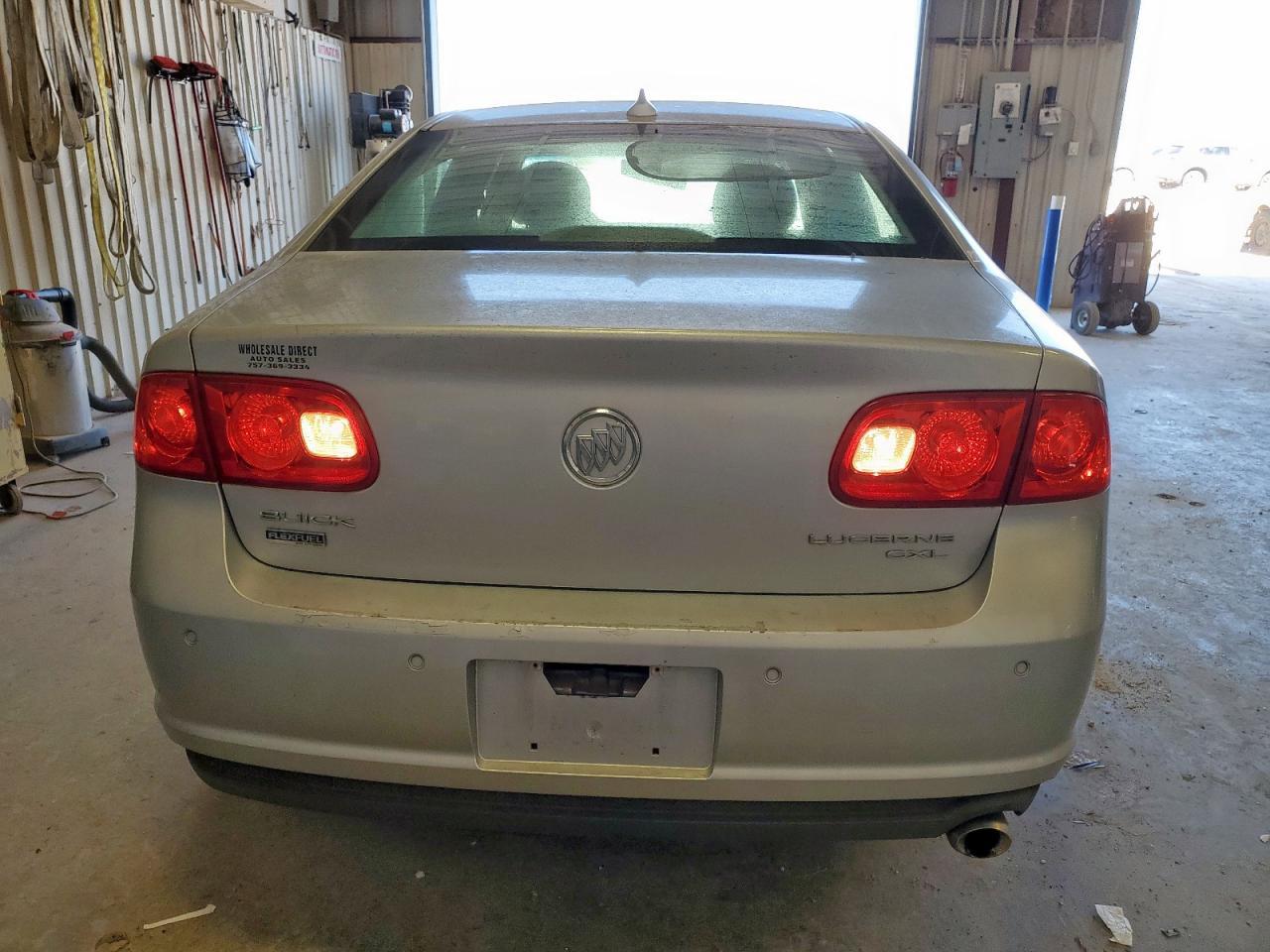 2011 Buick Lucerne Cxl - Фото 6