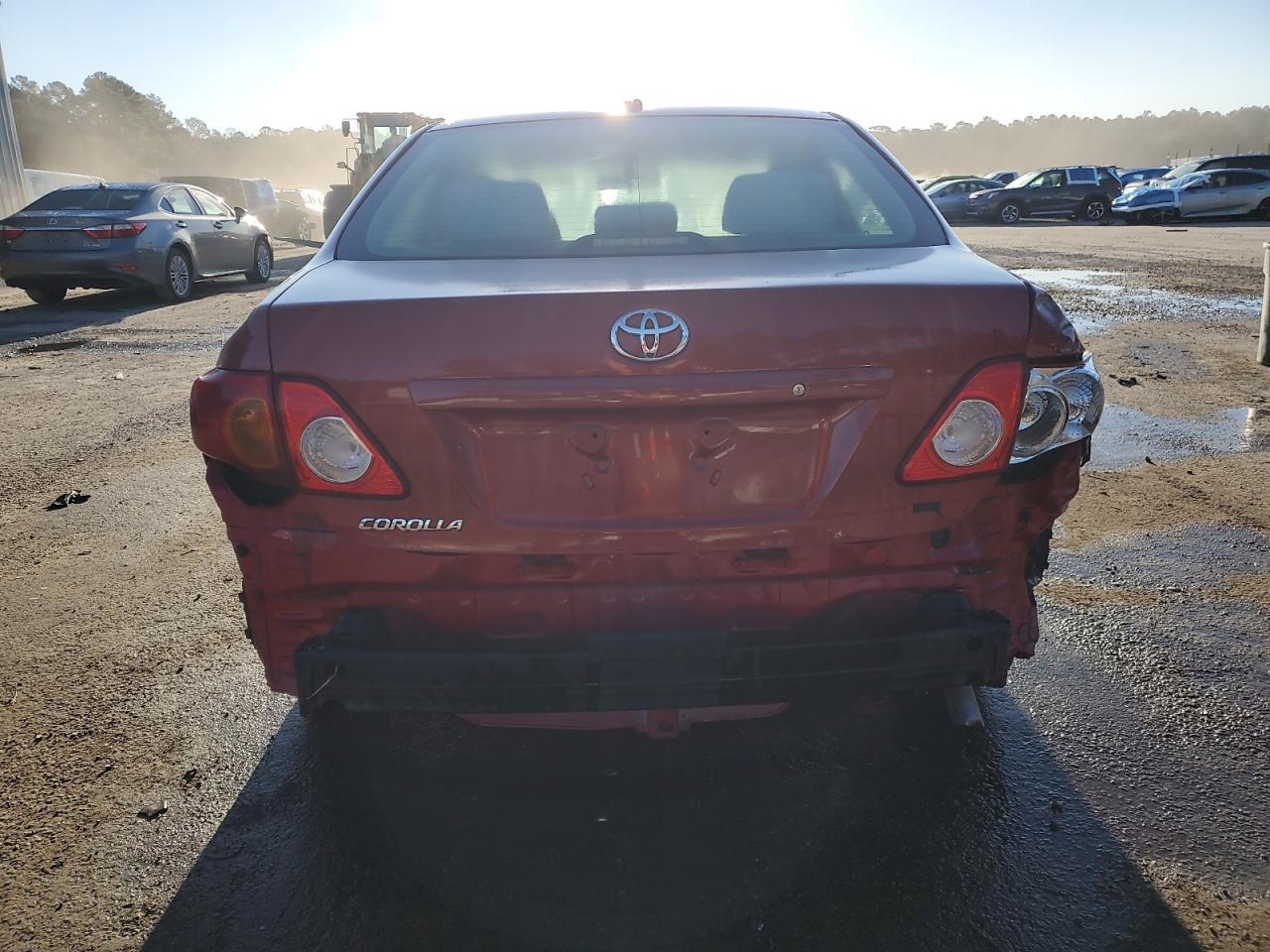 2010 Toyota Corolla Base - Фото 6