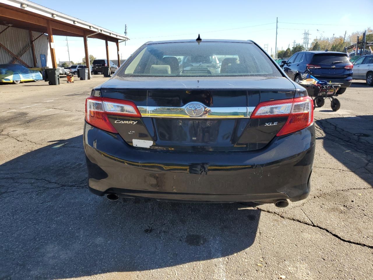 2012 Toyota Camry Se - Image 6