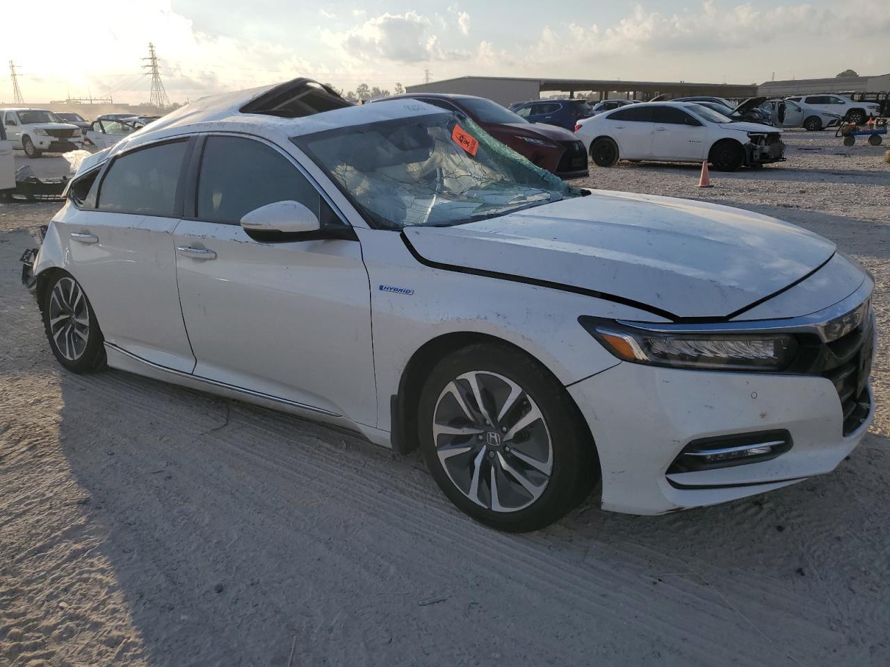 2020 Honda Accord Touring Hybrid - Фото 4