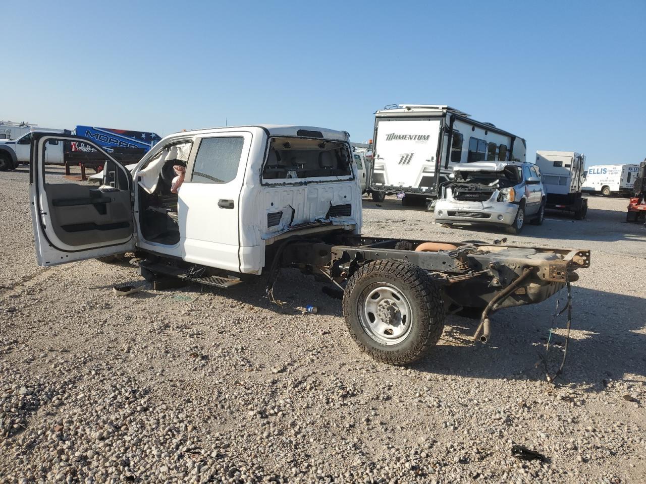 2017 Ford F350 Super Duty - Image 2