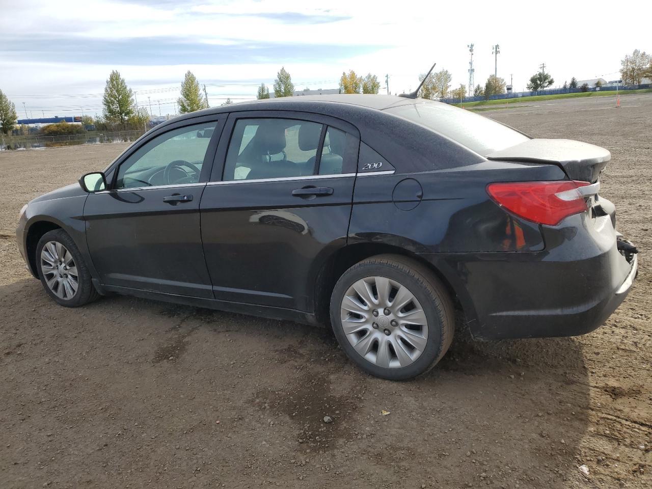 2013 Chrysler 200 Lx - Фото 2
