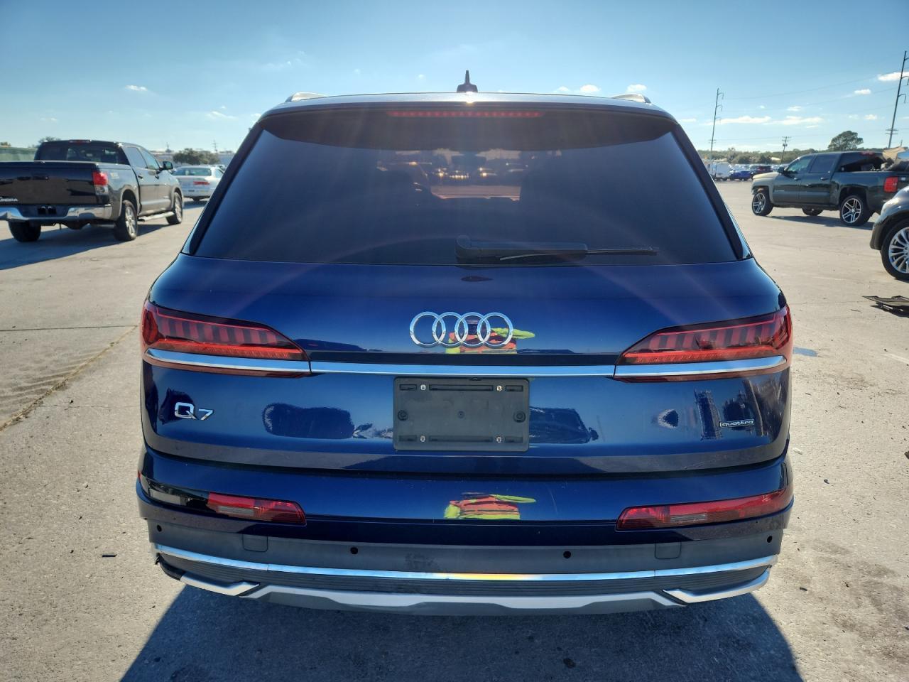 2021 Audi Q7 Premium - Image 6