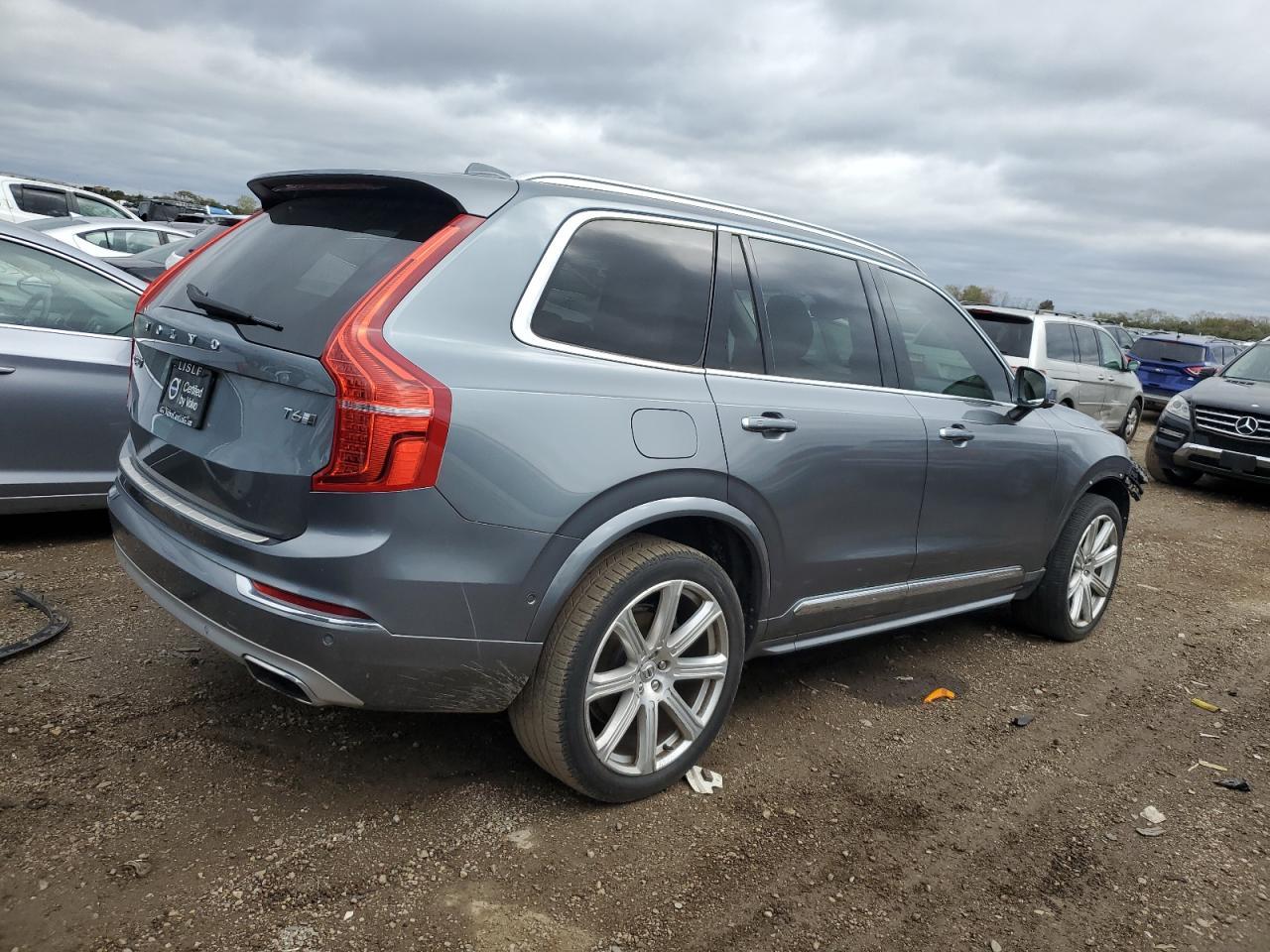 2017 Volvo Xc90 T6 - Фото 3