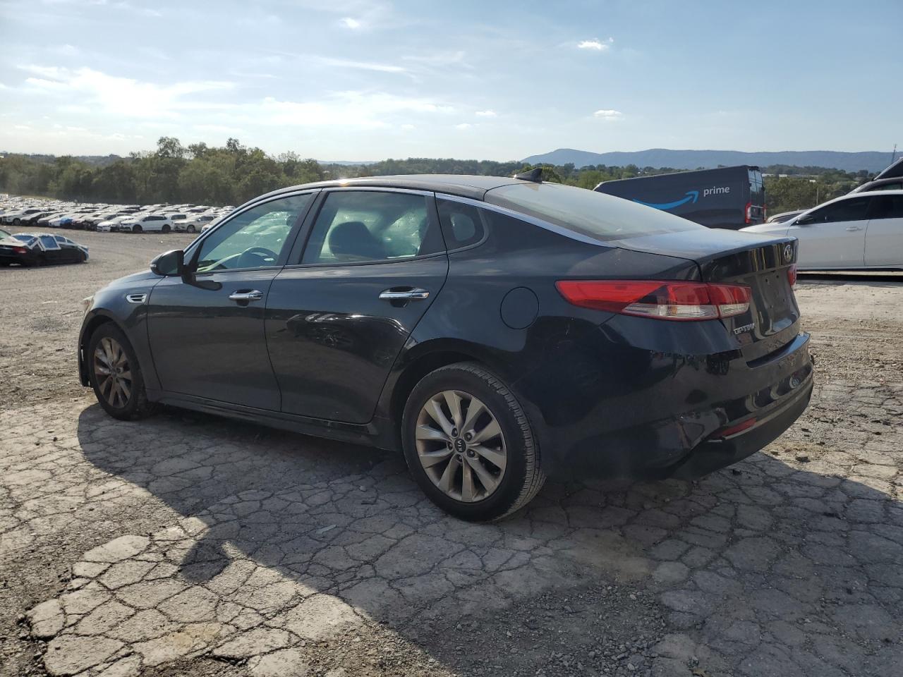 2017 Kia Optima Lx - Фото 2