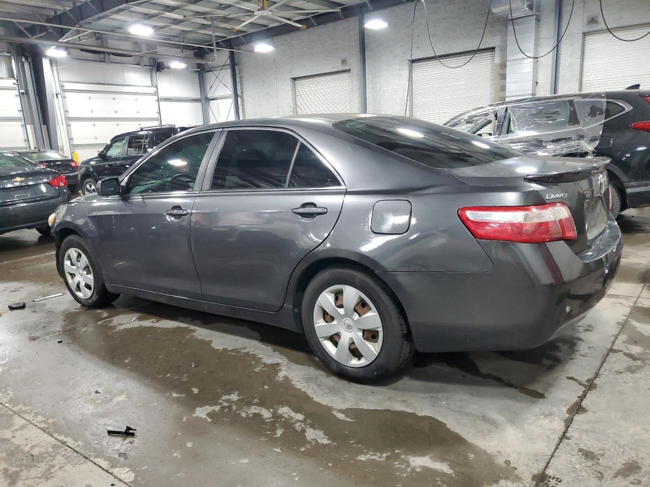 2009 Toyota Camry Le - Image 2
