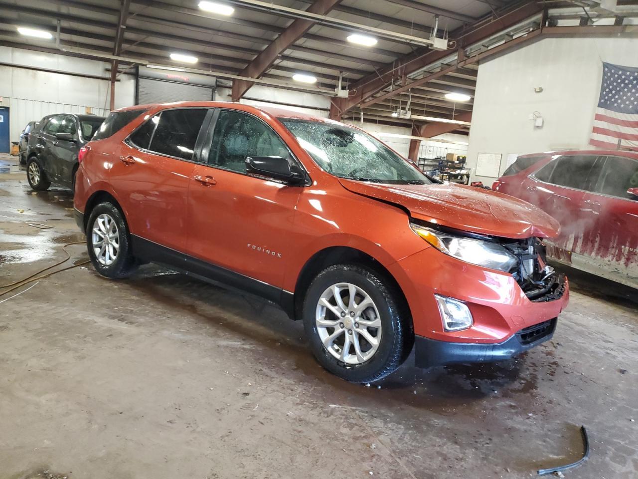 2020 Chevrolet Equinox Ls - Фото 4