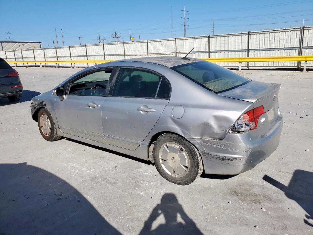 2007 Honda Civic Hybrid - Image 2